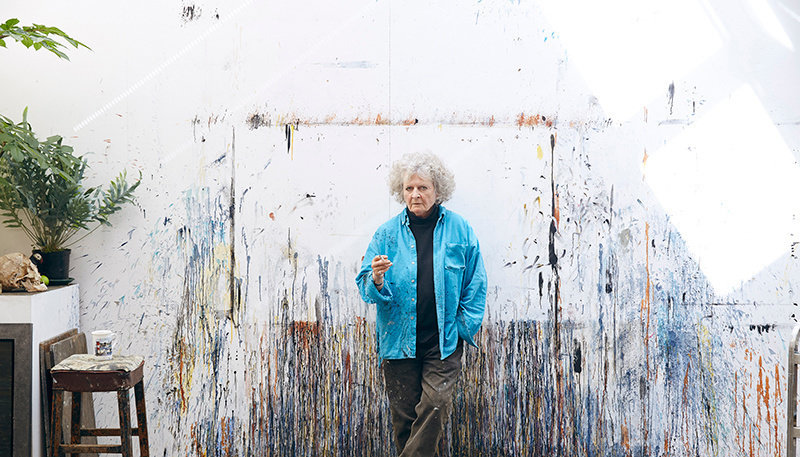 Maggi hambling in her studio photography by luke andrew walker copyright maggi hambling courtesy marlborough fine art london 7 copy