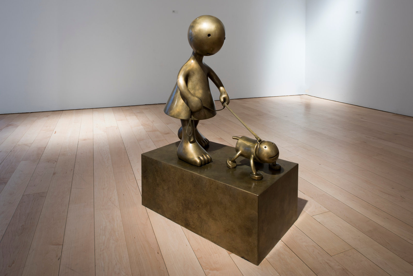 Otterness, dog walker, 2017, bronze, ed. 2 of 6, 40 1 2 x 28 x 16 in., non 59.473