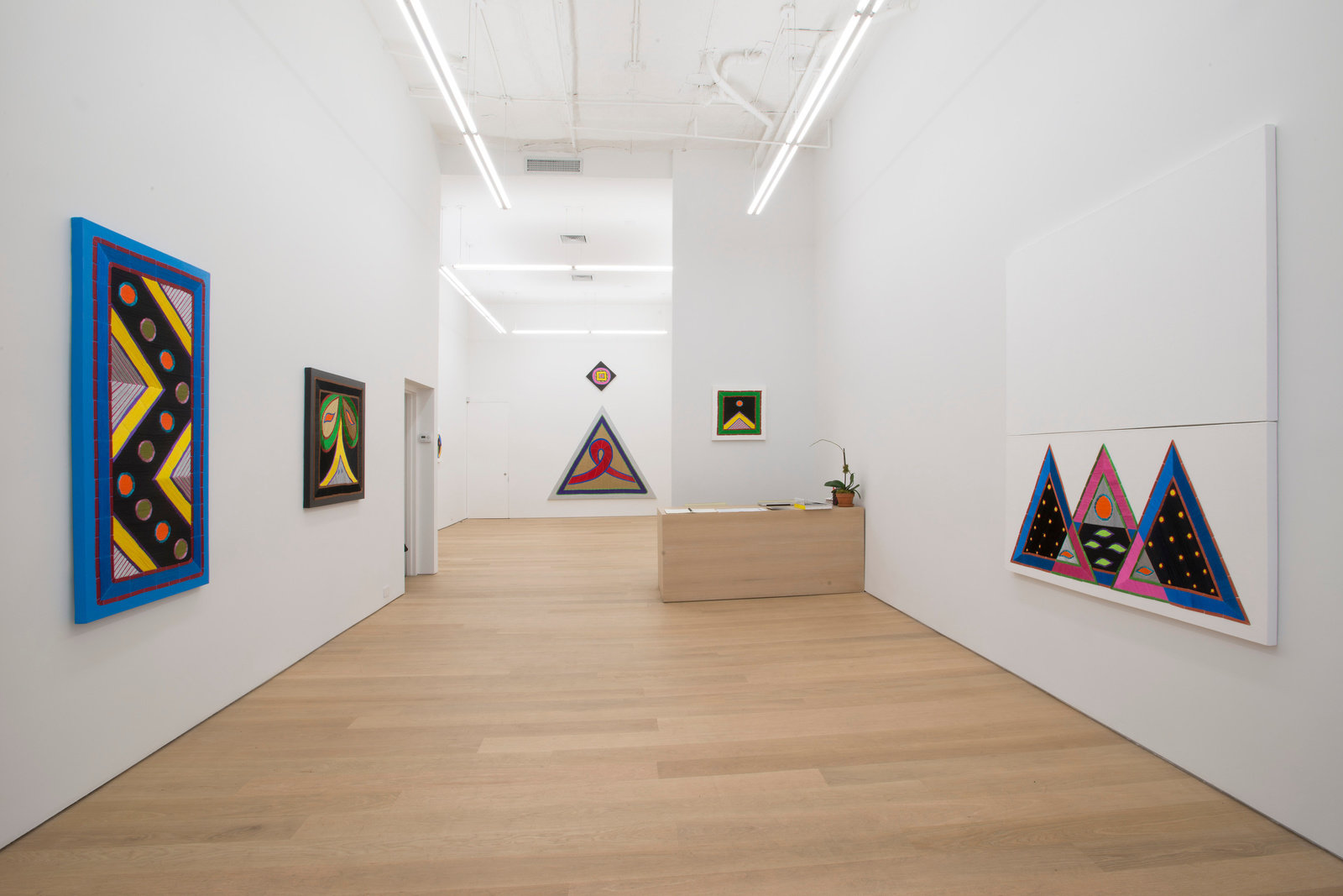 Tony cox  shapes of shade, marlborough chelsea, 2013, installation view 1