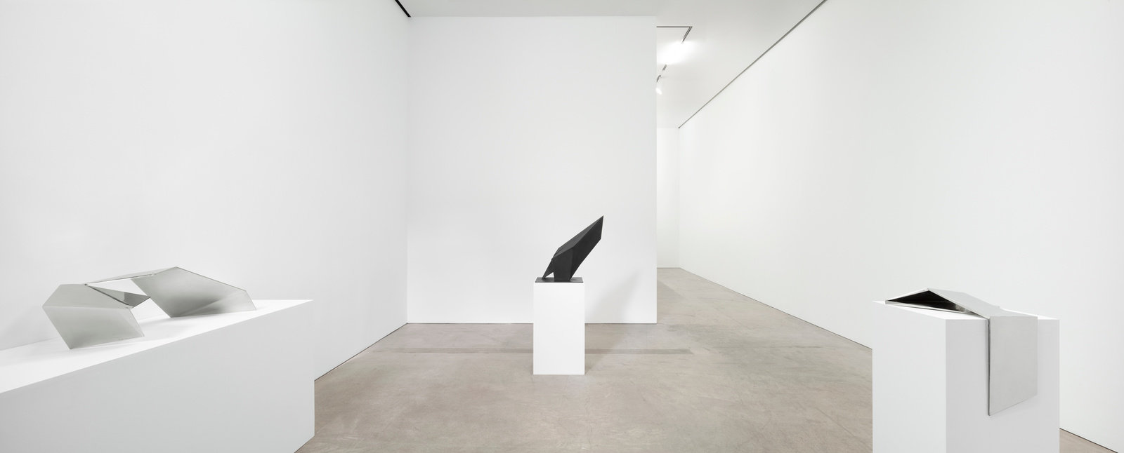 Beverly pepper, selected works 1968 2018, installation view 2 pierre le hors